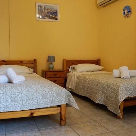 Soula Rooms Kini Eksteriør billede