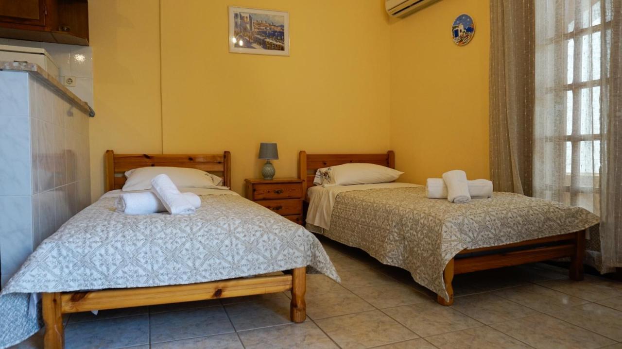 Soula Rooms Kini Eksteriør billede